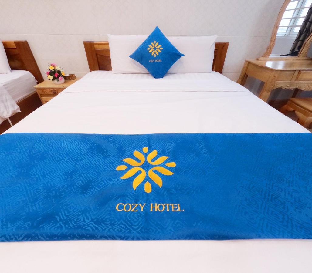 Cozy Hotel Hcm Хошимін Екстер'єр фото