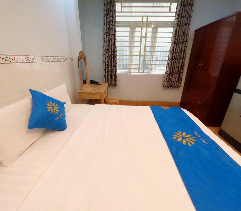 Cozy Hotel Hcm Хошимін Екстер'єр фото